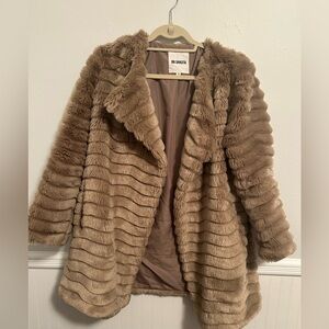 BB Dakota Brown Fur Coat size SM